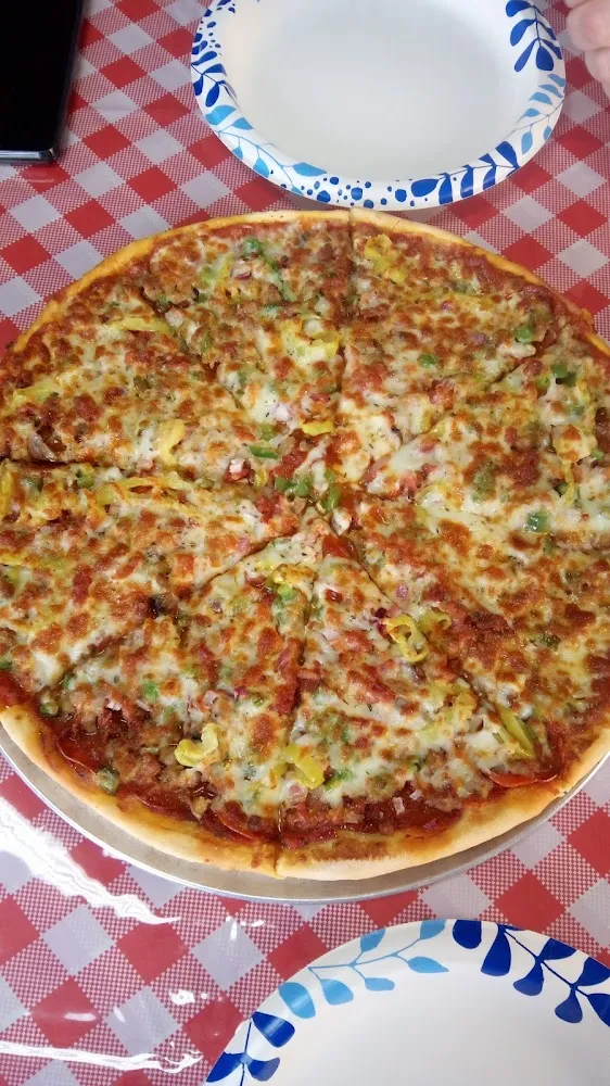 Supreme Pizza 16